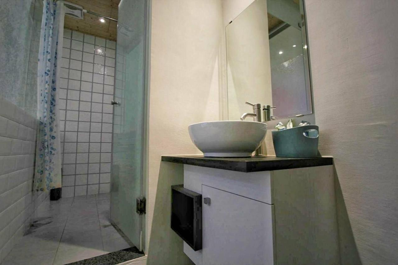 Canal Walk Inn Tainan Zewnętrze zdjęcie
